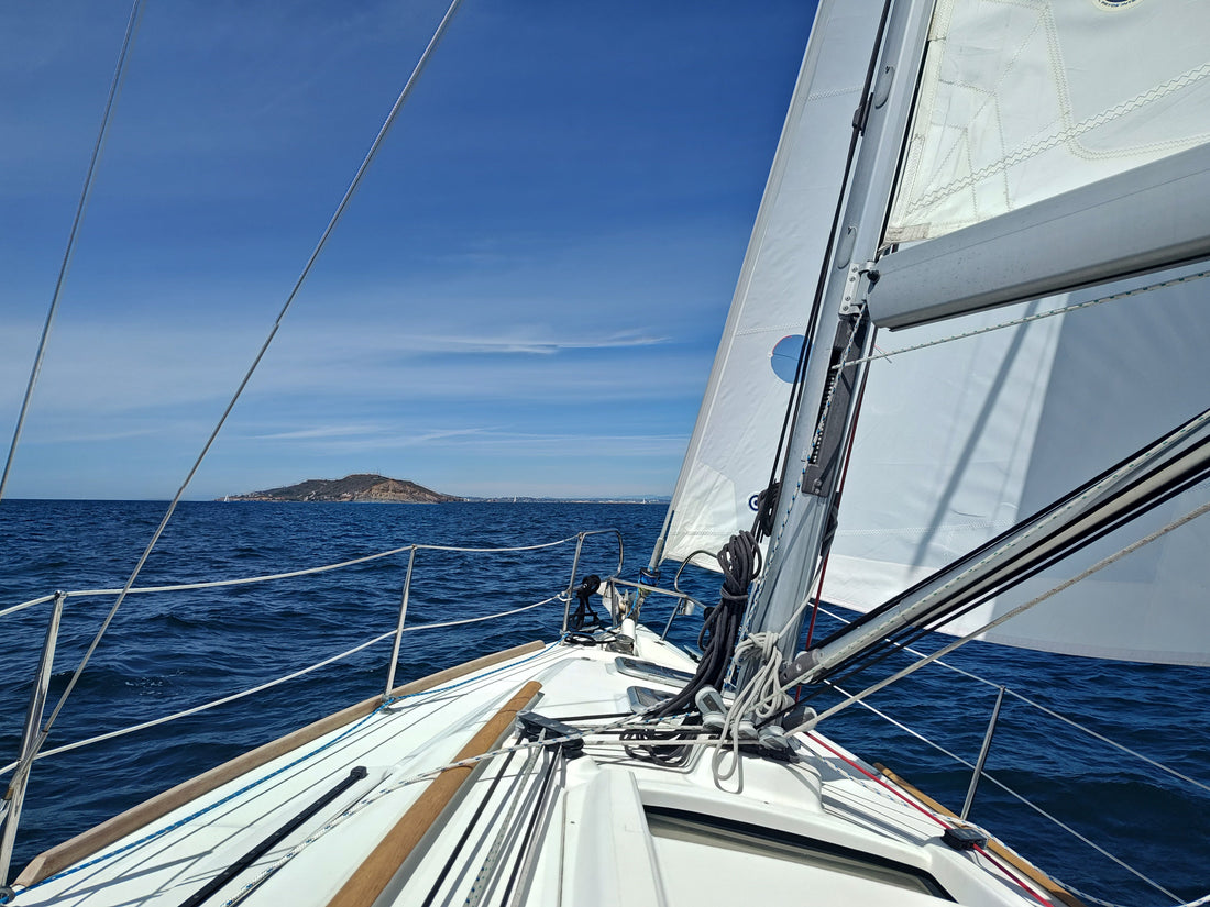 5-April-2026 - Sailing S/V Laura